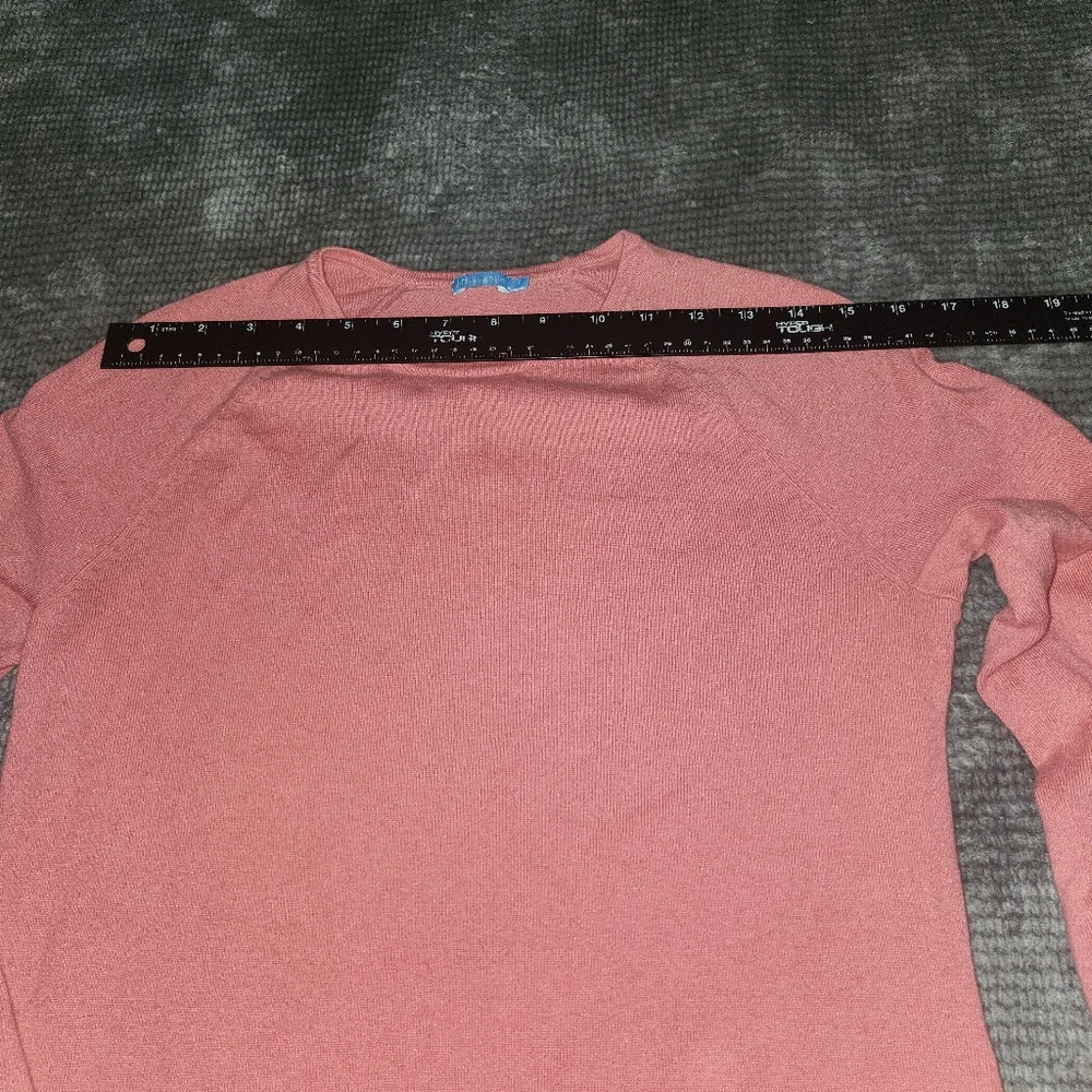 J. Mclaughlin Longsleeve Coral Sweater Sz Small Decorative Buttons Soft Knit, - Picture 4 of 7